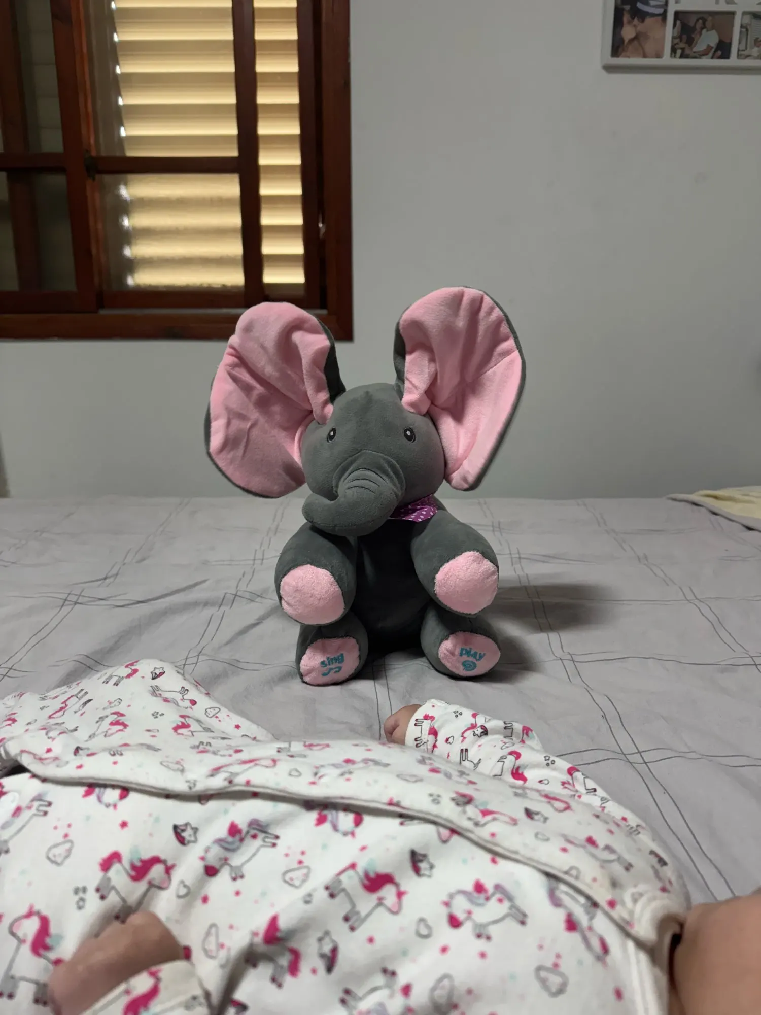 Frolico ElliePeek Plush Pal